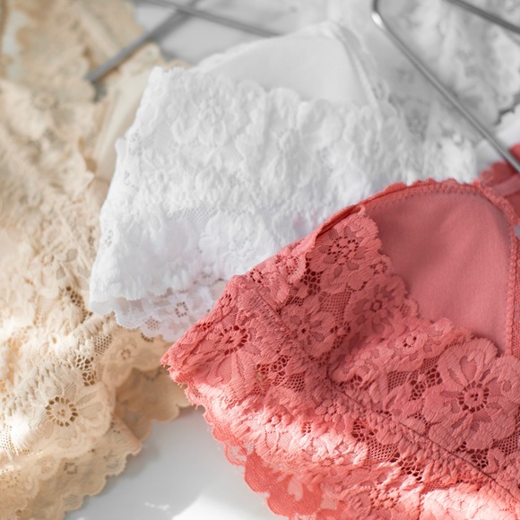 Lex Lace Rose Bralette - Picture 8 of 8